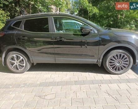 Чорний Ніссан Кашкай, об'ємом двигуна 1.5 л та пробігом 238 тис. км за 14300 $, фото 23 на Automoto.ua
