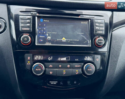 Черный Ниссан Кашкай, объемом двигателя 1.6 л и пробегом 204 тыс. км за 14800 $, фото 41 на Automoto.ua