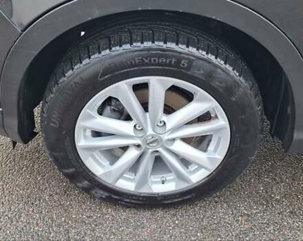 Черный Ниссан Кашкай, объемом двигателя 1.5 л и пробегом 202 тыс. км за 14950 $, фото 106 на Automoto.ua