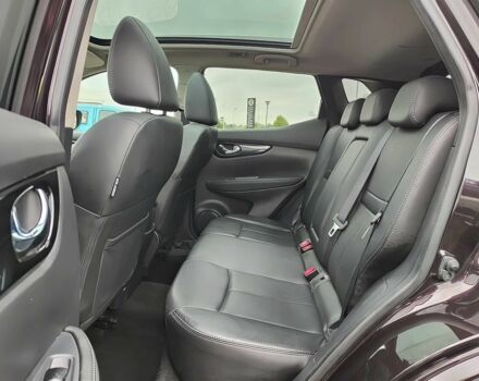 Черный Ниссан Кашкай, объемом двигателя 1.2 л и пробегом 78 тыс. км за 9000 $, фото 11 на Automoto.ua