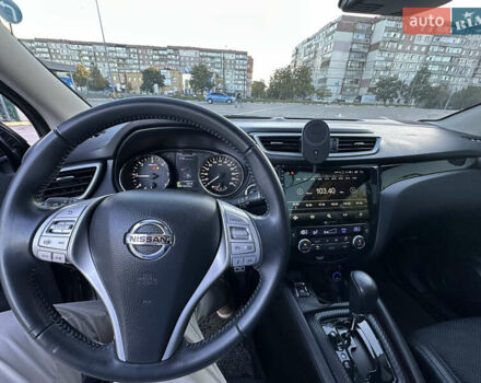 Черный Ниссан Кашкай, объемом двигателя 1.6 л и пробегом 126 тыс. км за 15500 $, фото 19 на Automoto.ua
