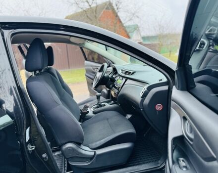 Черный Ниссан Кашкай, объемом двигателя 1.6 л и пробегом 67 тыс. км за 16800 $, фото 9 на Automoto.ua