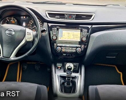 Черный Ниссан Кашкай, объемом двигателя 1.5 л и пробегом 202 тыс. км за 14950 $, фото 10 на Automoto.ua