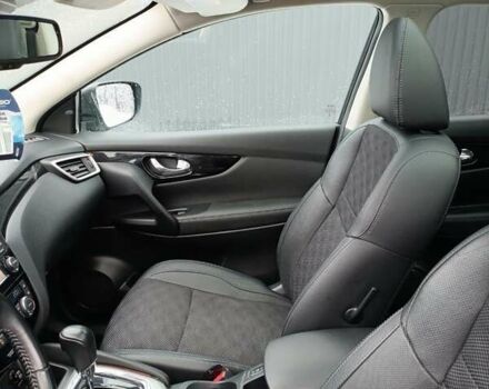 Чорний Ніссан Кашкай, об'ємом двигуна 1.6 л та пробігом 217 тис. км за 14200 $, фото 10 на Automoto.ua