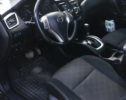 Черный Ниссан Кашкай, объемом двигателя 1.2 л и пробегом 185 тыс. км за 8300 $, фото 7 на Automoto.ua