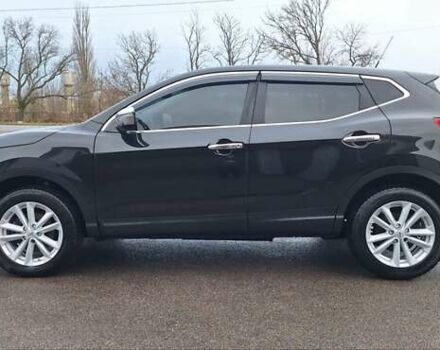 Черный Ниссан Кашкай, объемом двигателя 1.5 л и пробегом 202 тыс. км за 14950 $, фото 3 на Automoto.ua