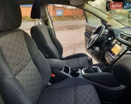 Чорний Ніссан Кашкай, об'ємом двигуна 1.5 л та пробігом 247 тис. км за 15400 $, фото 94 на Automoto.ua