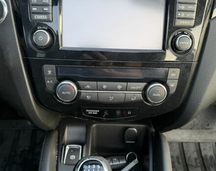 Черный Ниссан Кашкай, объемом двигателя 1.6 л и пробегом 157 тыс. км за 6900 $, фото 15 на Automoto.ua