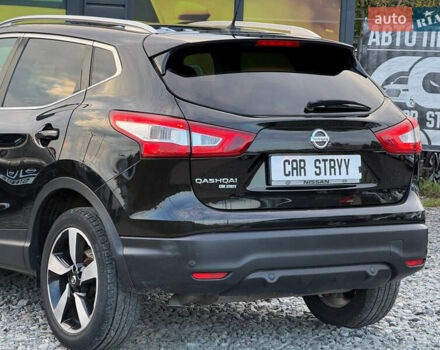 Черный Ниссан Кашкай, объемом двигателя 1.6 л и пробегом 287 тыс. км за 14700 $, фото 24 на Automoto.ua