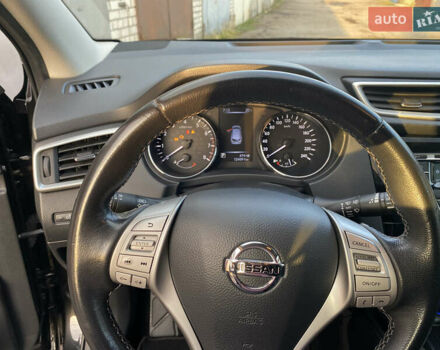 Черный Ниссан Кашкай, объемом двигателя 2 л и пробегом 125 тыс. км за 15299 $, фото 5 на Automoto.ua