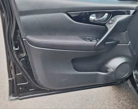 Черный Ниссан Кашкай, объемом двигателя 1.5 л и пробегом 202 тыс. км за 14950 $, фото 42 на Automoto.ua