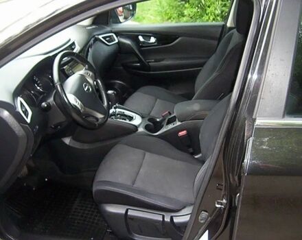 Черный Ниссан Кашкай, объемом двигателя 1.6 л и пробегом 220 тыс. км за 8900 $, фото 11 на Automoto.ua