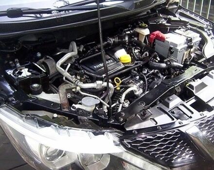 Черный Ниссан Кашкай, объемом двигателя 1.6 л и пробегом 220 тыс. км за 8900 $, фото 12 на Automoto.ua