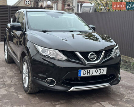 Черный Ниссан Кашкай, объемом двигателя 1.5 л и пробегом 171 тыс. км за 15400 $, фото 2 на Automoto.ua