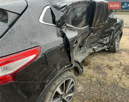 Черный Ниссан Кашкай, объемом двигателя 1.6 л и пробегом 190 тыс. км за 6500 $, фото 2 на Automoto.ua