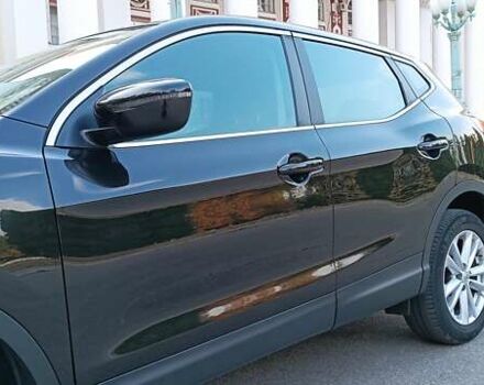 Черный Ниссан Кашкай, объемом двигателя 1.5 л и пробегом 155 тыс. км за 17800 $, фото 47 на Automoto.ua