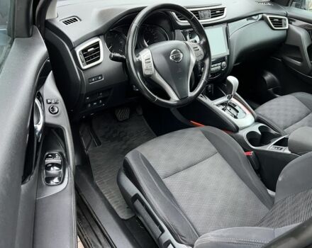 Черный Ниссан Кашкай, объемом двигателя 1.6 л и пробегом 250 тыс. км за 11500 $, фото 9 на Automoto.ua