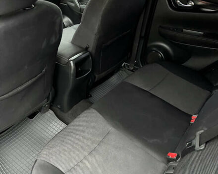 Черный Ниссан Кашкай, объемом двигателя 1.6 л и пробегом 220 тыс. км за 10700 $, фото 12 на Automoto.ua