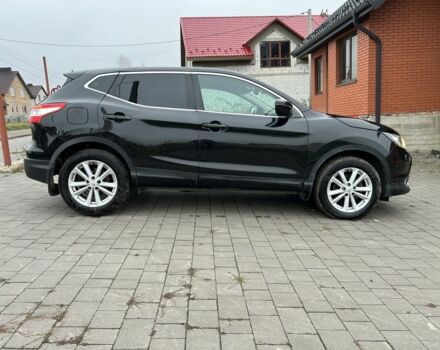 Черный Ниссан Кашкай, объемом двигателя 1.6 л и пробегом 250 тыс. км за 11500 $, фото 2 на Automoto.ua