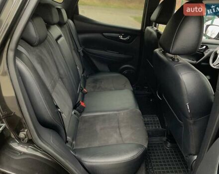 Чорний Ніссан Кашкай, об'ємом двигуна 1.6 л та пробігом 220 тис. км за 16499 $, фото 30 на Automoto.ua