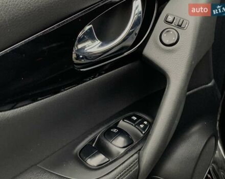 Чорний Ніссан Кашкай, об'ємом двигуна 1.6 л та пробігом 220 тис. км за 16499 $, фото 37 на Automoto.ua