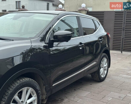 Черный Ниссан Кашкай, объемом двигателя 1.5 л и пробегом 171 тыс. км за 15400 $, фото 14 на Automoto.ua