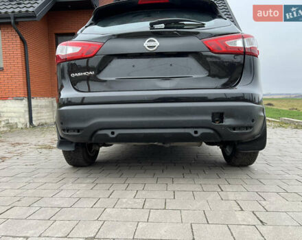 Черный Ниссан Кашкай, объемом двигателя 1.6 л и пробегом 220 тыс. км за 10700 $, фото 6 на Automoto.ua