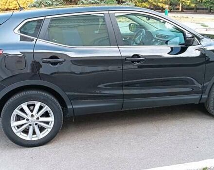 Черный Ниссан Кашкай, объемом двигателя 1.5 л и пробегом 155 тыс. км за 17800 $, фото 63 на Automoto.ua