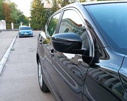 Черный Ниссан Кашкай, объемом двигателя 1.5 л и пробегом 155 тыс. км за 17800 $, фото 68 на Automoto.ua