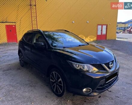 Черный Ниссан Кашкай, объемом двигателя 1.6 л и пробегом 206 тыс. км за 15000 $, фото 5 на Automoto.ua