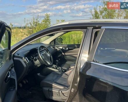 Черный Ниссан Кашкай, объемом двигателя 1.46 л и пробегом 178 тыс. км за 12500 $, фото 3 на Automoto.ua