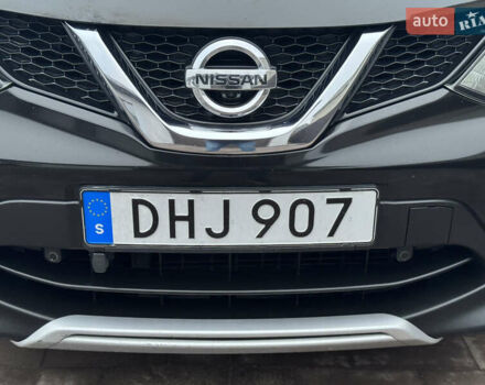 Черный Ниссан Кашкай, объемом двигателя 1.5 л и пробегом 171 тыс. км за 15400 $, фото 16 на Automoto.ua