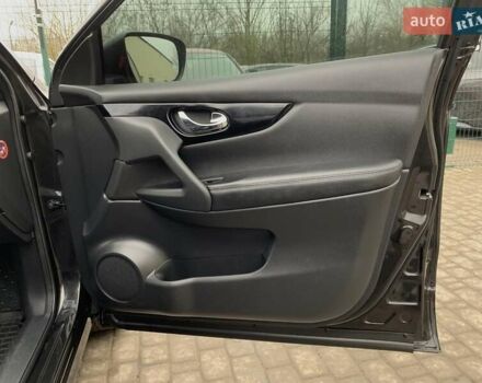 Чорний Ніссан Кашкай, об'ємом двигуна 1.6 л та пробігом 220 тис. км за 16499 $, фото 31 на Automoto.ua