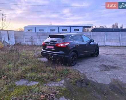 Черный Ниссан Кашкай, объемом двигателя 1.5 л и пробегом 311 тыс. км за 14850 $, фото 4 на Automoto.ua