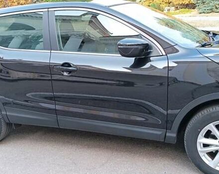 Черный Ниссан Кашкай, объемом двигателя 1.5 л и пробегом 155 тыс. км за 17800 $, фото 66 на Automoto.ua