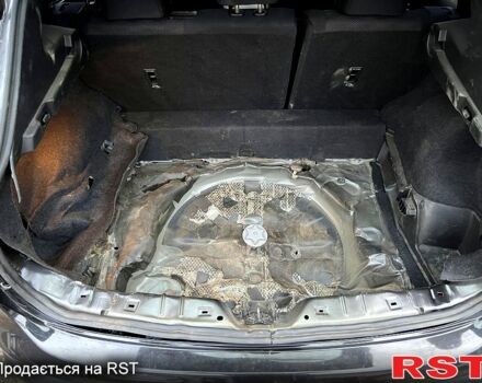 Черный Ниссан Кашкай, объемом двигателя 1.6 л и пробегом 250 тыс. км за 10700 $, фото 12 на Automoto.ua