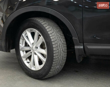 Черный Ниссан Кашкай, объемом двигателя 2 л и пробегом 92 тыс. км за 15680 $, фото 7 на Automoto.ua