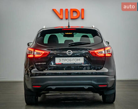 Черный Ниссан Кашкай, объемом двигателя 2 л и пробегом 92 тыс. км за 15680 $, фото 5 на Automoto.ua