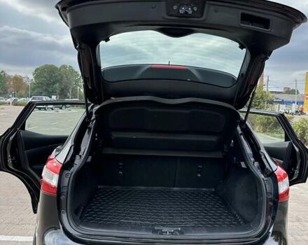 Черный Ниссан Кашкай, объемом двигателя 1.2 л и пробегом 133 тыс. км за 13000 $, фото 3 на Automoto.ua