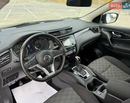 Черный Ниссан Кашкай, объемом двигателя 2 л и пробегом 195 тыс. км за 13200 $, фото 11 на Automoto.ua