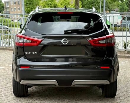 Чорний Ніссан Кашкай, об'ємом двигуна 1.2 л та пробігом 43 тис. км за 10000 $, фото 4 на Automoto.ua
