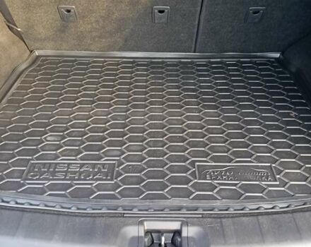 Черный Ниссан Кашкай, объемом двигателя 2 л и пробегом 168 тыс. км за 16500 $, фото 10 на Automoto.ua