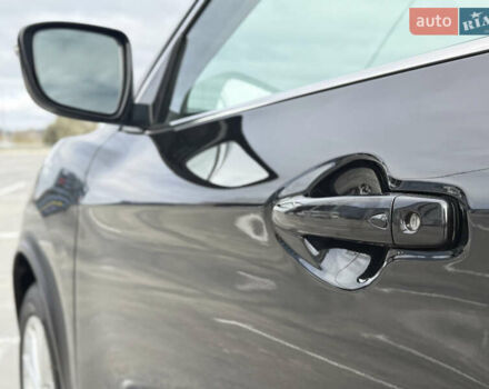 Черный Ниссан Кашкай, объемом двигателя 2 л и пробегом 195 тыс. км за 13200 $, фото 8 на Automoto.ua