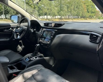 Чорний Ніссан Кашкай, об'ємом двигуна 2 л та пробігом 132 тис. км за 17000 $, фото 5 на Automoto.ua