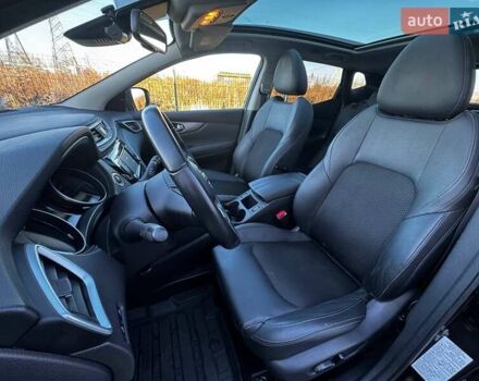 Черный Ниссан Кашкай, объемом двигателя 1.6 л и пробегом 56 тыс. км за 19350 $, фото 24 на Automoto.ua