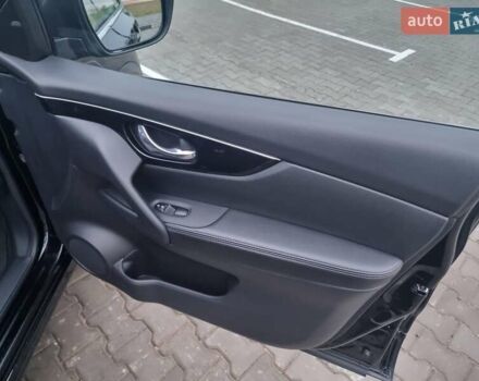 Черный Ниссан Кашкай, объемом двигателя 2 л и пробегом 103 тыс. км за 17500 $, фото 52 на Automoto.ua