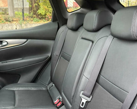 Черный Ниссан Кашкай, объемом двигателя 2 л и пробегом 97 тыс. км за 21500 $, фото 14 на Automoto.ua