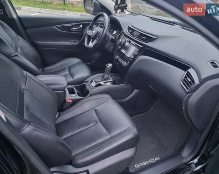 Черный Ниссан Кашкай, объемом двигателя 2 л и пробегом 103 тыс. км за 17500 $, фото 53 на Automoto.ua
