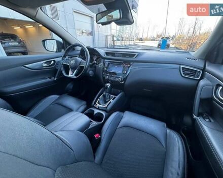 Черный Ниссан Кашкай, объемом двигателя 1.6 л и пробегом 56 тыс. км за 19350 $, фото 21 на Automoto.ua