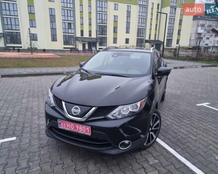 Черный Ниссан Кашкай, объемом двигателя 2 л и пробегом 103 тыс. км за 17500 $, фото 2 на Automoto.ua